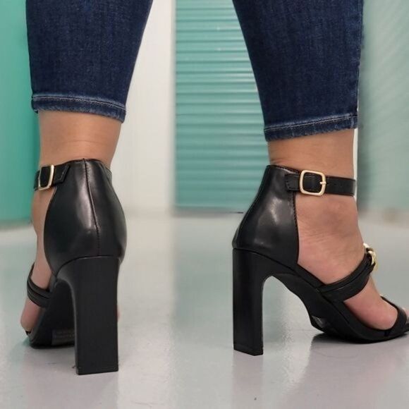 Women's Black Gold Chain Chunky Heels - Picture 5 of 5